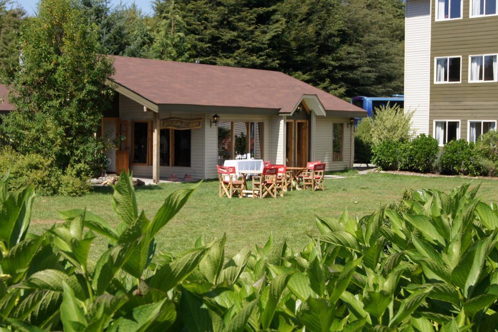 Hotel Borde Lago Puerto Varas Bagian luar foto