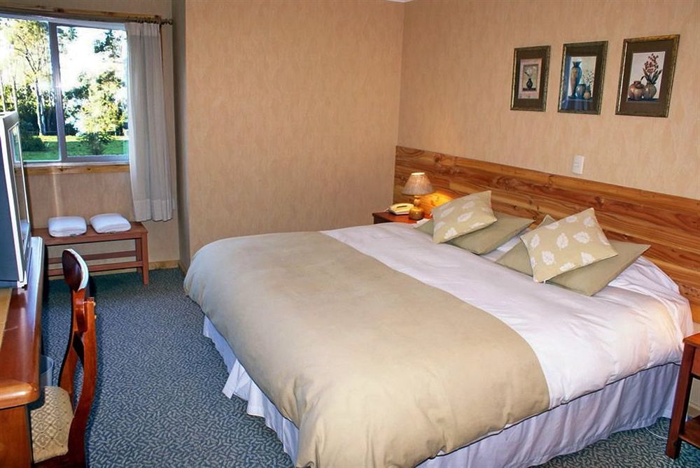 Hotel Borde Lago Puerto Varas Bagian luar foto