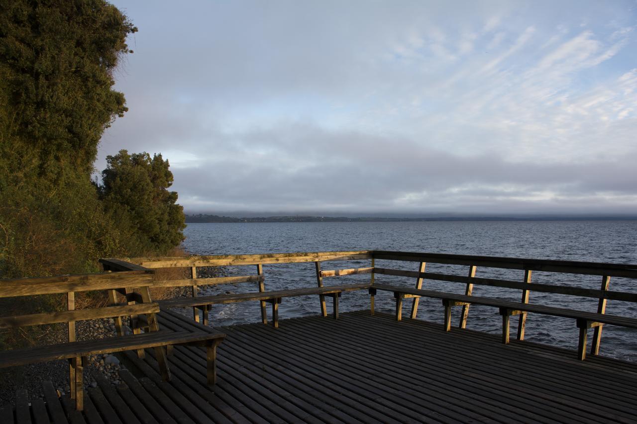 Hotel Borde Lago Puerto Varas Bagian luar foto